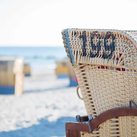 Inselblume 16 - Mit Meerblick In Der Strandburg B2.6